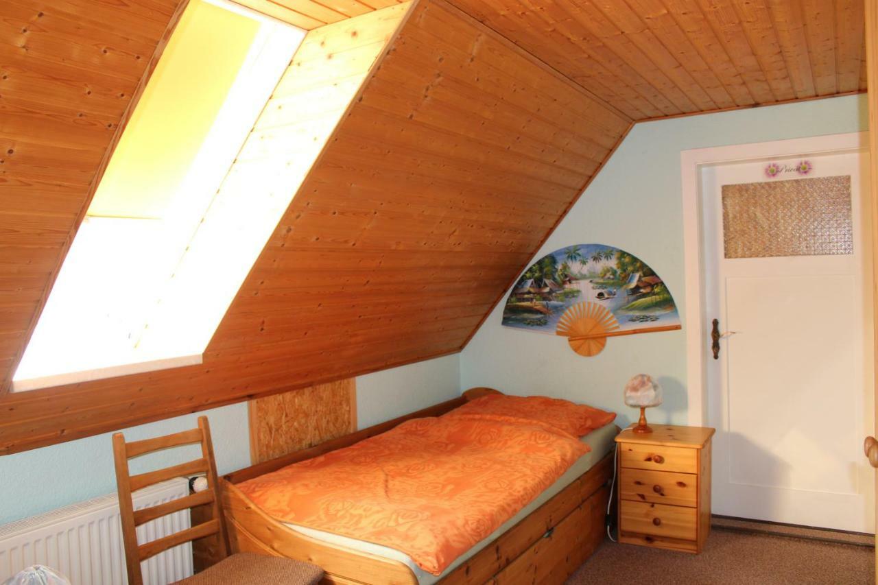 Ferienwohnung "An Der St. Ludmila" Crostwitz ภายนอก รูปภาพ