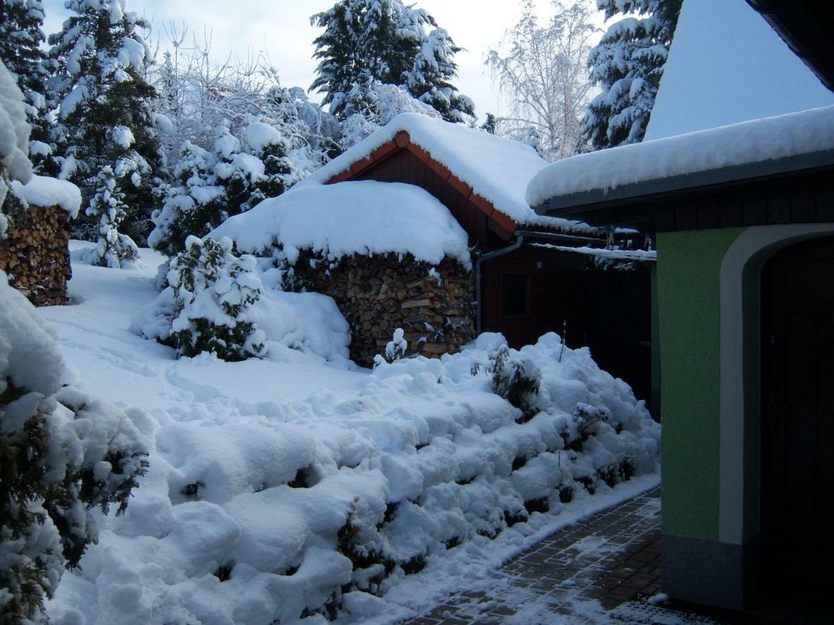 Ferienwohnung "An Der St. Ludmila" Crostwitz ภายนอก รูปภาพ